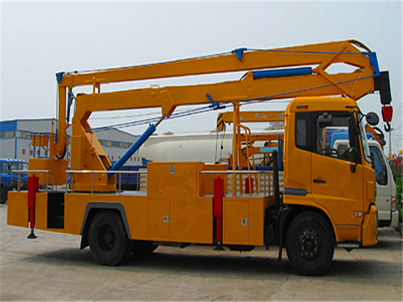 东风24米高空作业车2