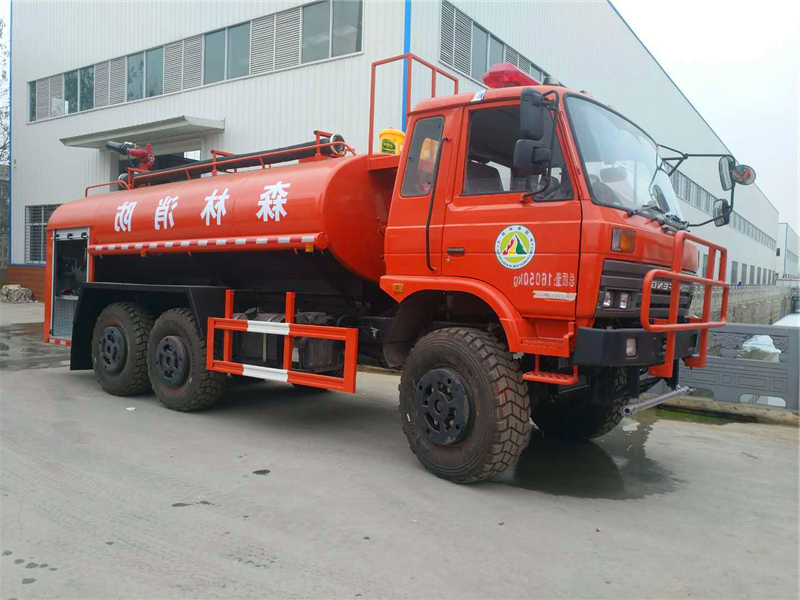 东风6X6越野森林消防车