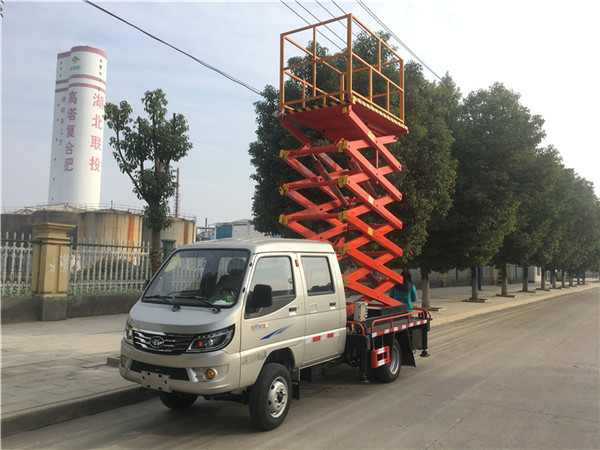 唐骏10米升降平台车(汽油款)2.jpg